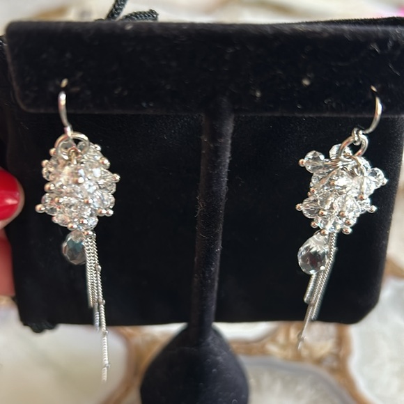 Crystal Cluster & Chains Earrings-Boutique - Picture 2 of 4